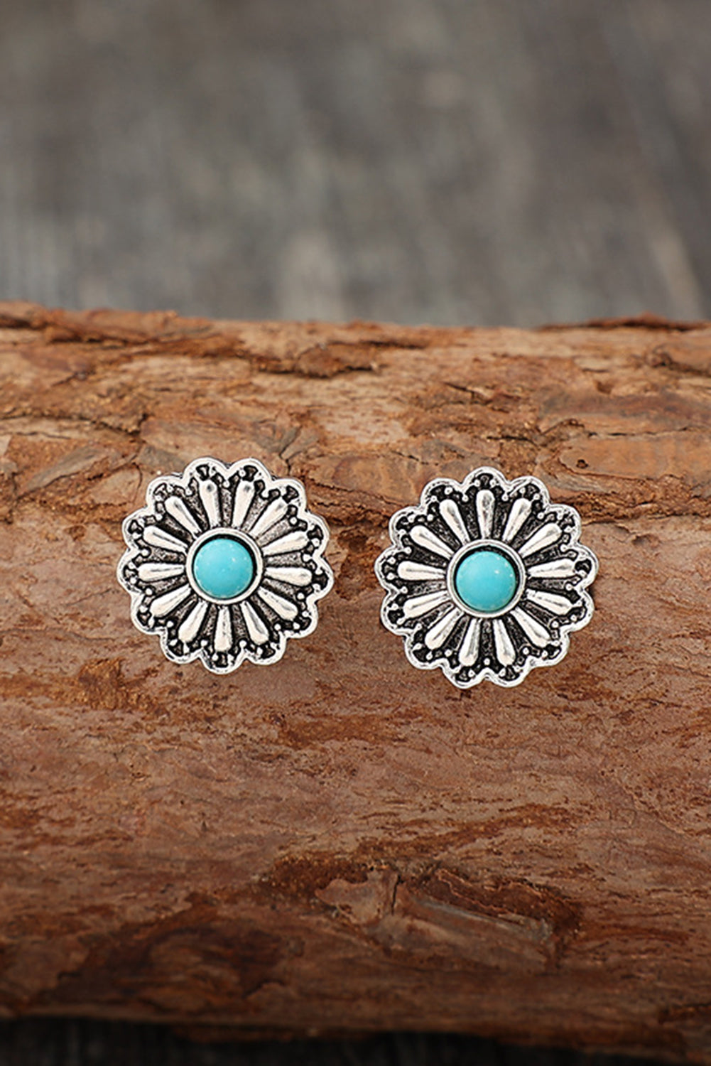 Silvery Turquoise Inlay Flower Stud Earrings