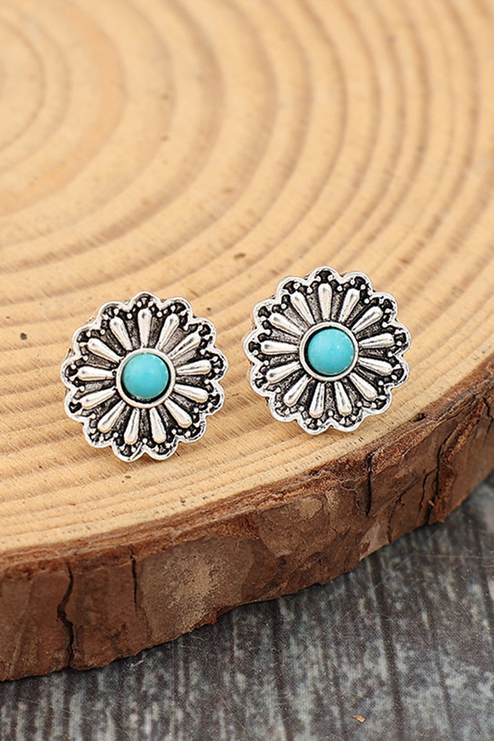 Silvery Turquoise Inlay Flower Stud Earrings